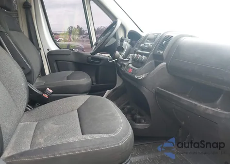 2017 Ram Promaster 1500 High Roof 136 Wb z USA, uszkodzony, nr VIN 3C6TRVBG0HE514791